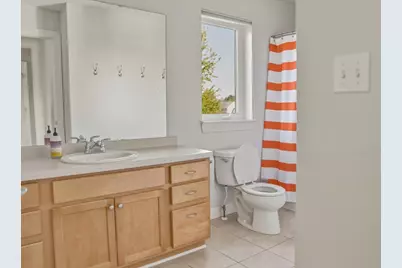 5800  Eagle Point Dr, Racine, WI 53406 - Photo 21