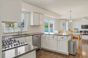 5800 Eagle Point Dr, Racine, WI 53406 - Photo 5