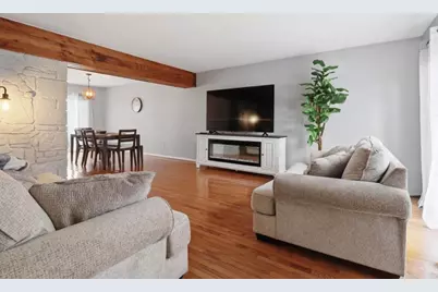 9228 N 70th St, Milwaukee, WI 53223 - Photo 3