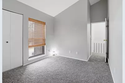 9228 N 70th St, Milwaukee, WI 53223 - Photo 17