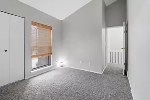 9228 N 70th St, Milwaukee, WI 53223 - Photo 17