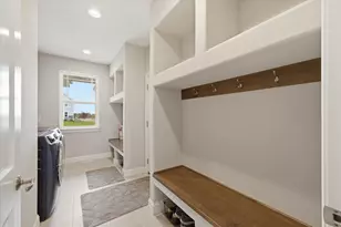 2046 E Omaha Dr, Grafton, WI 53024 - Photo 11