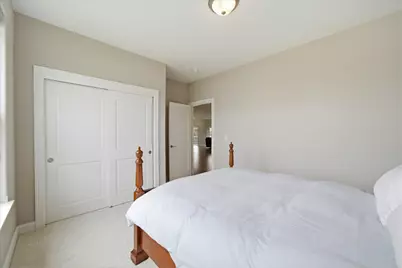 2046 E Omaha Dr, Grafton, WI 53024 - Photo 41