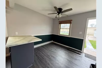 6725 W Verona Ct, Milwaukee, WI 53219 - Photo 15