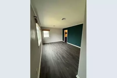6725 W Verona Ct, Milwaukee, WI 53219 - Photo 27