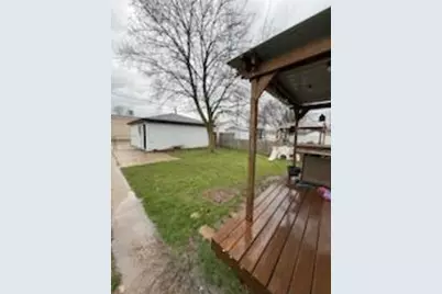 6725 W Verona Ct, Milwaukee, WI 53219 - Photo 37