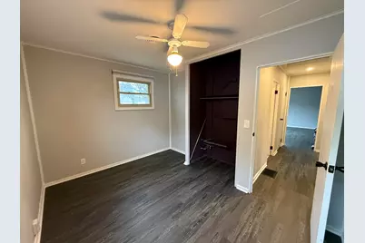 6725 W Verona Ct, Milwaukee, WI 53219 - Photo 3