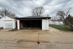 6725 W Verona Ct, Milwaukee, WI 53219 - Photo 21