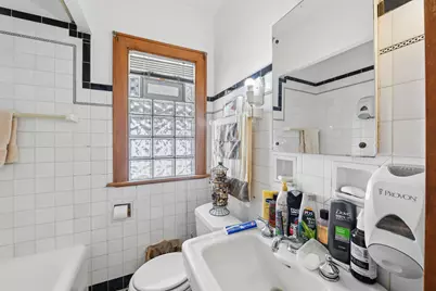 2752 N 60th St, Milwaukee, WI 53210 - Photo 11