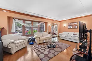 2752 N 60th St, Milwaukee, WI 53210 - Photo 5