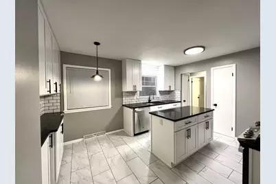 4427 N 77th St #4429, Milwaukee, WI 53218 - Photo 19