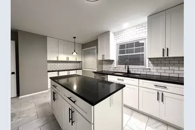 4427 N 77th St #4429, Milwaukee, WI 53218 - Photo 21