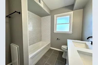4427 N 77th St #4429, Milwaukee, WI 53218 - Photo 15