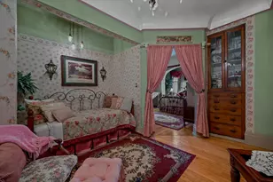 3209 W Wells St, Milwaukee, WI 53208 - Photo 23