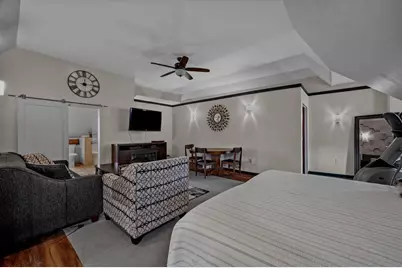 3209 W Wells St, Milwaukee, WI 53208 - Photo 23