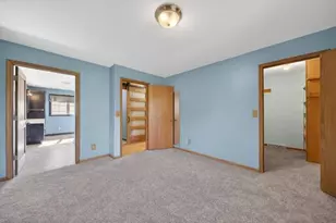 914 Hawthorne Dr, Howards Grove, WI 53083 - Photo 19