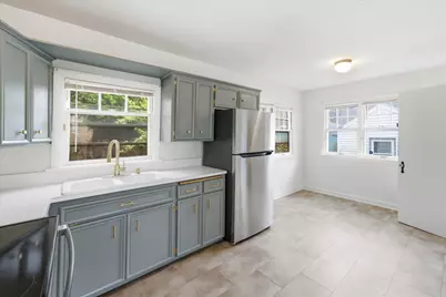 2709 W Villard Ave, Milwaukee, WI 53209 - Photo 13