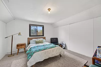 925 E Lincoln Ave, Milwaukee, WI 53207 - Photo 23