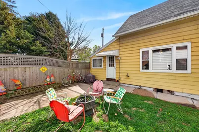 925 E Lincoln Ave, Milwaukee, WI 53207 - Photo 27