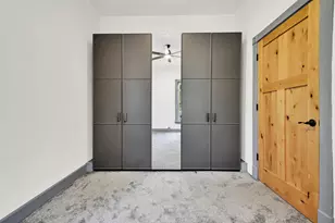 9080 S Chicago Ct, Oak Creek, WI 53154 - Photo 9