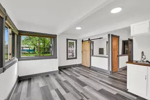 9080 S Chicago Ct, Oak Creek, WI 53154 - Photo 15