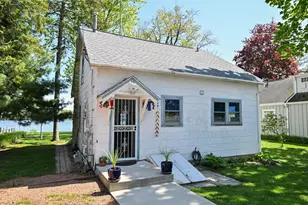 W944 Shorewood Dr, East Troy, WI 53120 - Photo 37
