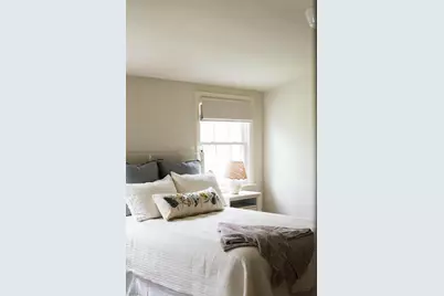 257 W Suburban Dr, Fox Point, WI 53217 - Photo 67