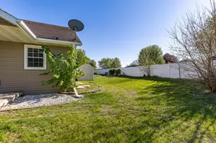 1338 Rosewood Trail, Onalaska, WI 54650 - Photo 23