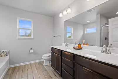 W204N16353  Jackson Dr, Jackson, WI 53037 - Photo 21
