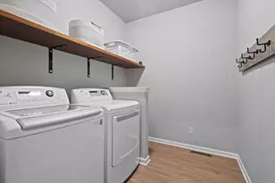 W204N16353 Jackson Dr, Jackson, WI 53037 - Photo 17