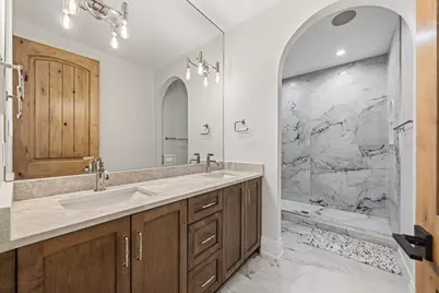 833  Wisconsin St, Lake Geneva, WI 53147 - Photo 35
