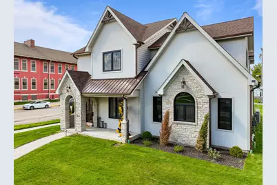 833  Wisconsin St, Lake Geneva, WI 53147 - Photo 3