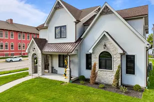833 Wisconsin St, Lake Geneva, WI 53147 - Photo 3