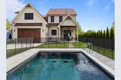 833  Wisconsin St, Lake Geneva, WI 53147 - Photo 1