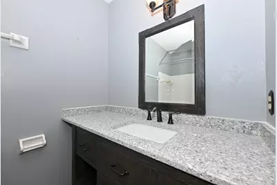 7365 S Delaine Dr, Oak Creek, WI 53154 - Photo 15