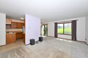 7365 S Delaine Dr, Oak Creek, WI 53154 - Photo 3