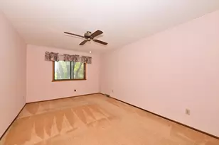 7365 S Delaine Dr, Oak Creek, WI 53154 - Photo 17
