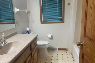 2400 Judith Ln, Waukesha, WI 53188 - Photo 21