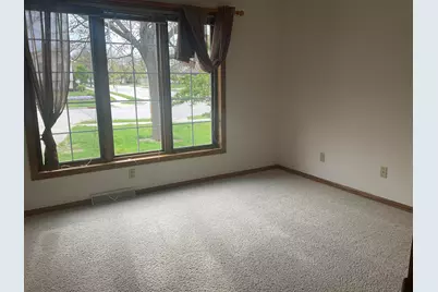 2400  Judith Ln, Waukesha, WI 53188 - Photo 19
