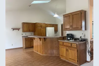 2400  Judith Ln, Waukesha, WI 53188 - Photo 11