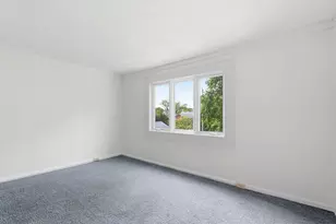 2221 E Newton Ave, Shorewood, WI 53211 - Photo 29