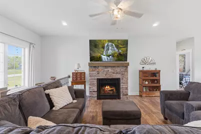 N806  Long Dr, Koshkonong, WI 53538 - Photo 3