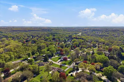 8221  Fairmont Ln, Greendale, WI 53129 - Photo 43