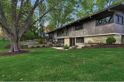 8221  Fairmont Ln, Greendale, WI 53129 - Photo 39