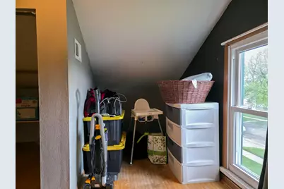 209 S Warren St, Watertown, WI 53094 - Photo 21