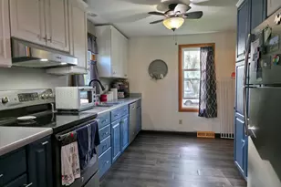 209 S Warren St, Watertown, WI 53094 - Photo 13