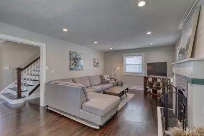 7301 W Bluemound Rd, Milwaukee, WI 53213 - Photo 11