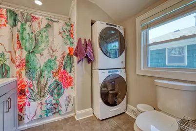 7301 W Bluemound Rd, Milwaukee, WI 53213 - Photo 19