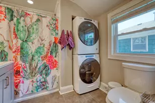 7301 W Bluemound Rd, Milwaukee, WI 53213 - Photo 19