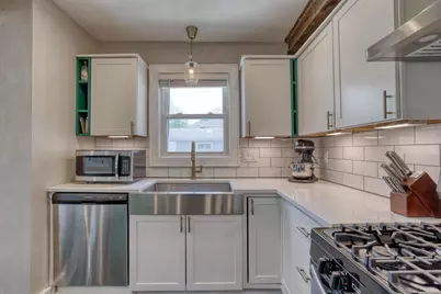 7301 W Bluemound Rd, Milwaukee, WI 53213 - Photo 7